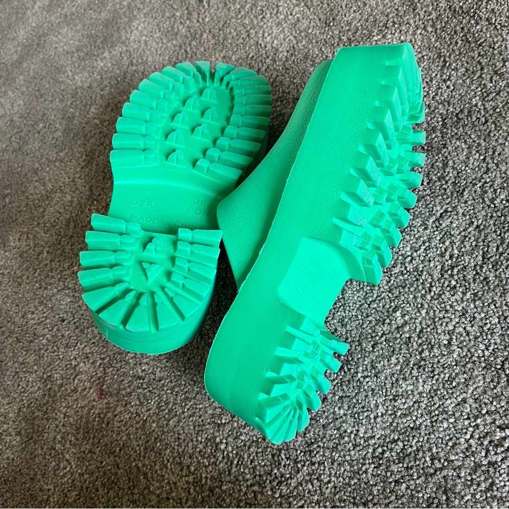 Green Platform Clogs - Picture 4 of 4